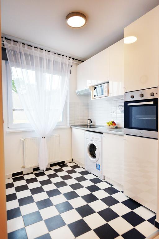 Enjoy Apartman エゲル エクステリア 写真