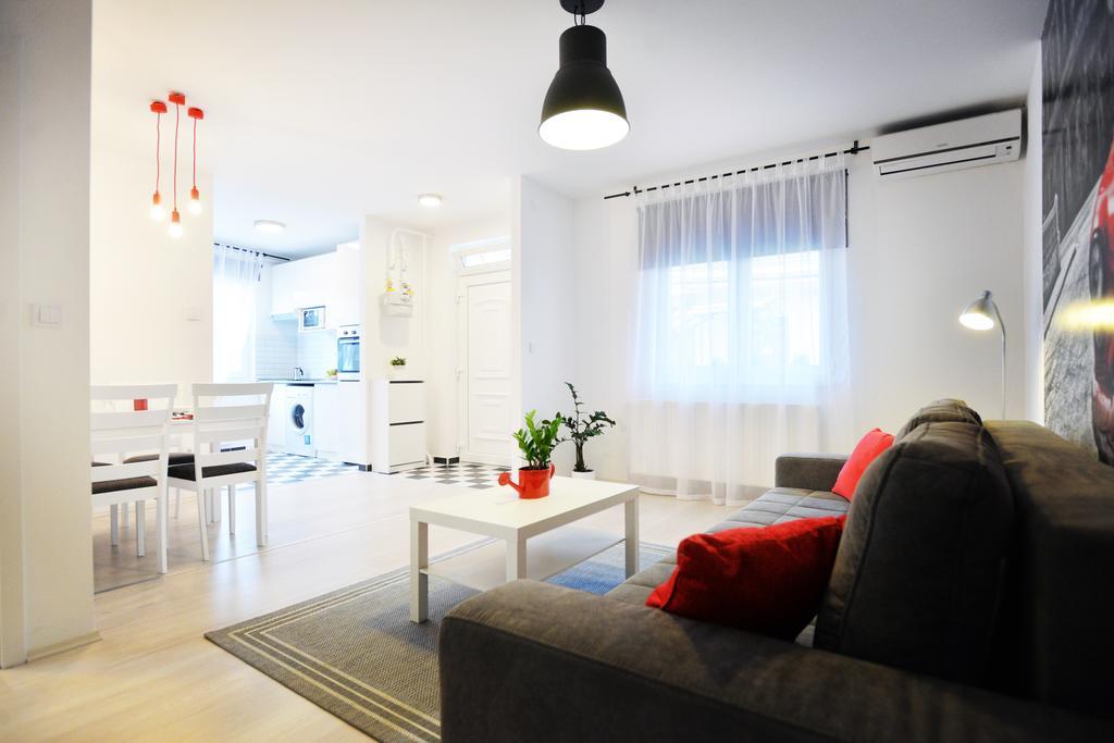 Enjoy Apartman エゲル エクステリア 写真